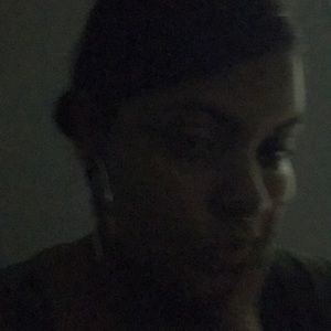 Meet your Posher, Rina